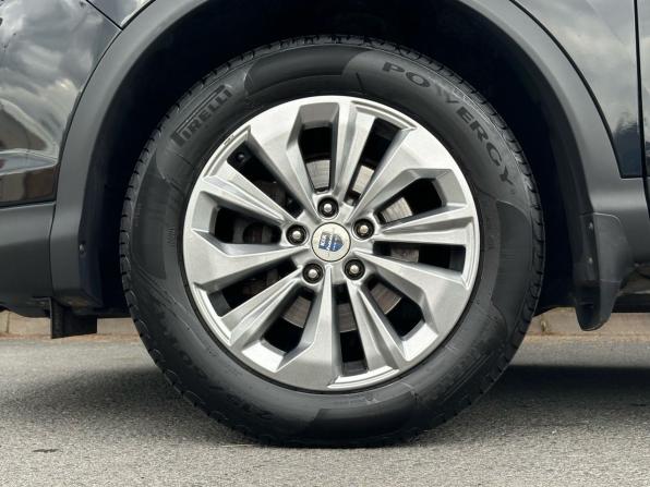 Nissan Qashqai II с пробегом 2015 года, цена 1 320 000 рублей, 133766 км, внедорожник, Автокод Объявления