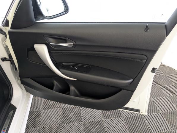 BMW 1 серии II (F20/F21) Рестайлинг 2 с пробегом 2019 года, цена 2 300 000 рублей, 76034 км, хэтчбек, Автокод Объявления