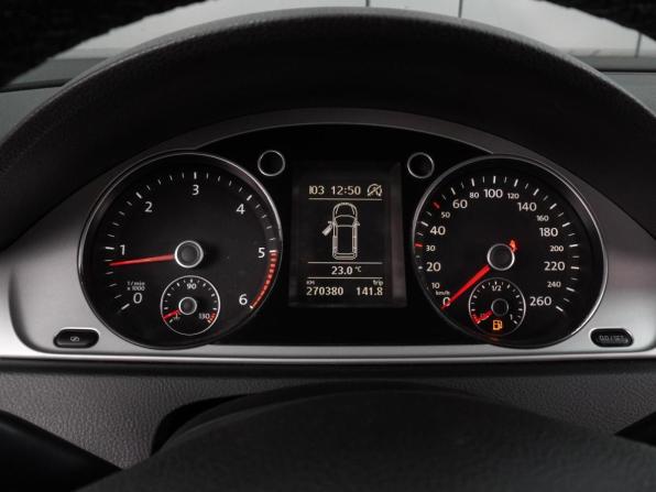 Volkswagen Passat B7 с пробегом 2011 года, цена 849 000 рублей, 270380 км, универсал, Автокод Объявления