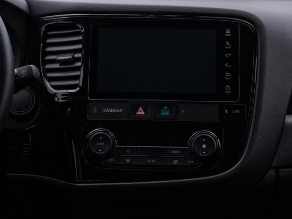 Mitsubishi Outlander III Рестайлинг 3 с пробегом 2022 года, цена 2 385 000 рублей, 63280 км, внедорожник, Автокод Объявления