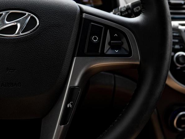 Hyundai Solaris I Рестайлинг с пробегом 2014 года, цена 1 166 000 рублей, 153080 км, хэтчбек, Автокод Объявления