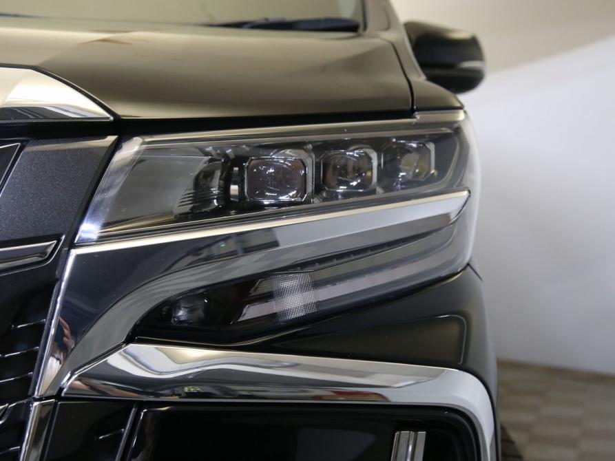 Toyota Alphard III Рестайлинг Санкт-Петербург  - изображение 21