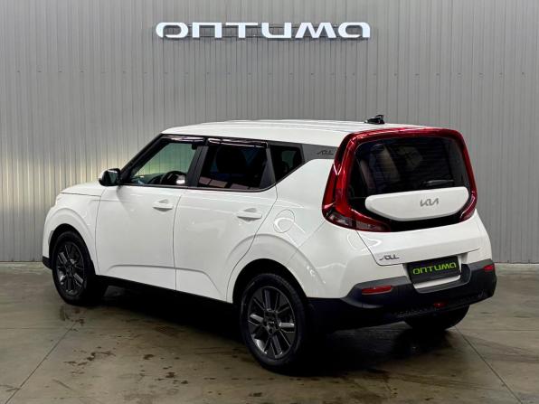 Kia Soul III с пробегом 2022 года, цена 1 927 000 рублей, 65000 км, хэтчбек, Автокод Объявления