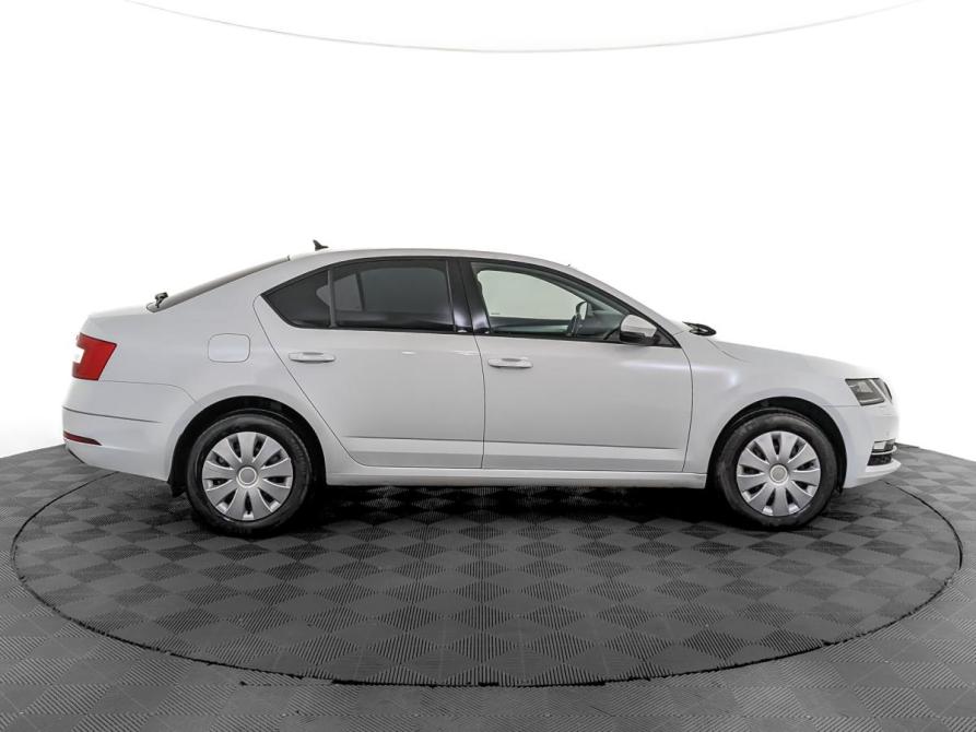 Skoda Octavia III (A7) Рестайлинг Москва  - изображение 4