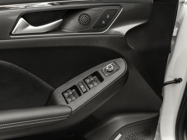Haval Jolion I с пробегом 2023 года, цена 2 070 000 рублей, 4050 км, внедорожник, Автокод Объявления
