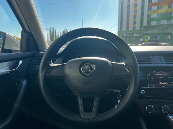 Skoda Octavia III (A7) Рестайлинг с пробегом 2018 года, цена 2 068 000 рублей, 46554 км, лифтбек, Автокод Объявления