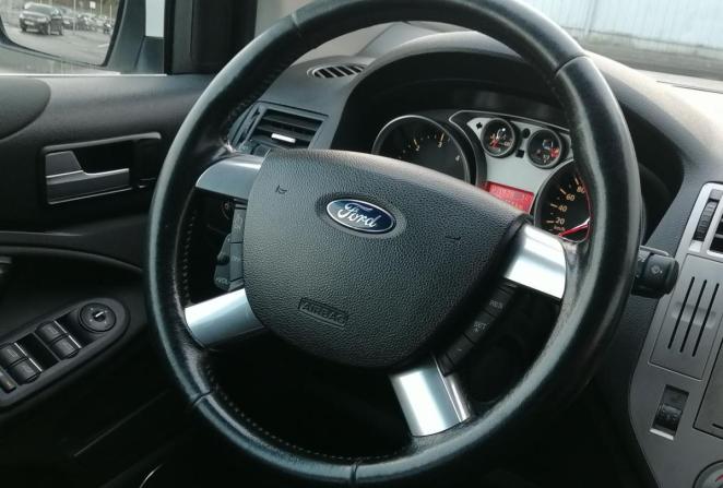 Ford Kuga I с пробегом 2012 года, цена 830 000 рублей, 267323 км, внедорожник, Автокод Объявления