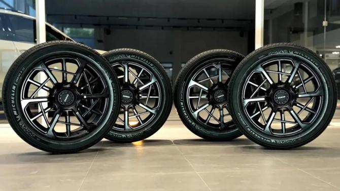 Zeekr 9X с пробегом 2025 года, цена 10 899 000 рублей, 50 км, внедорожник, Автокод Объявления
