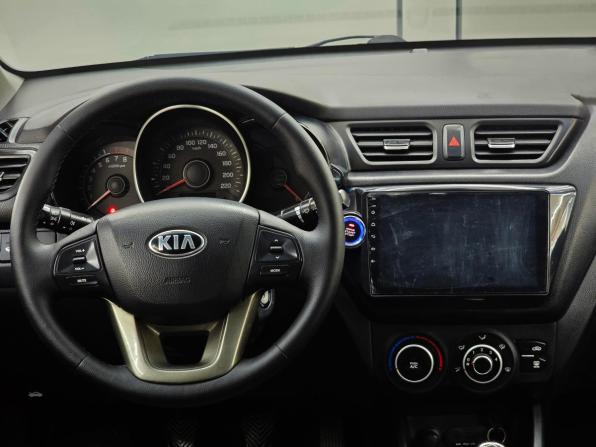Kia Rio III Рестайлинг с пробегом 2015 года, цена 749 000 рублей, 222193 км, седан, Автокод Объявления