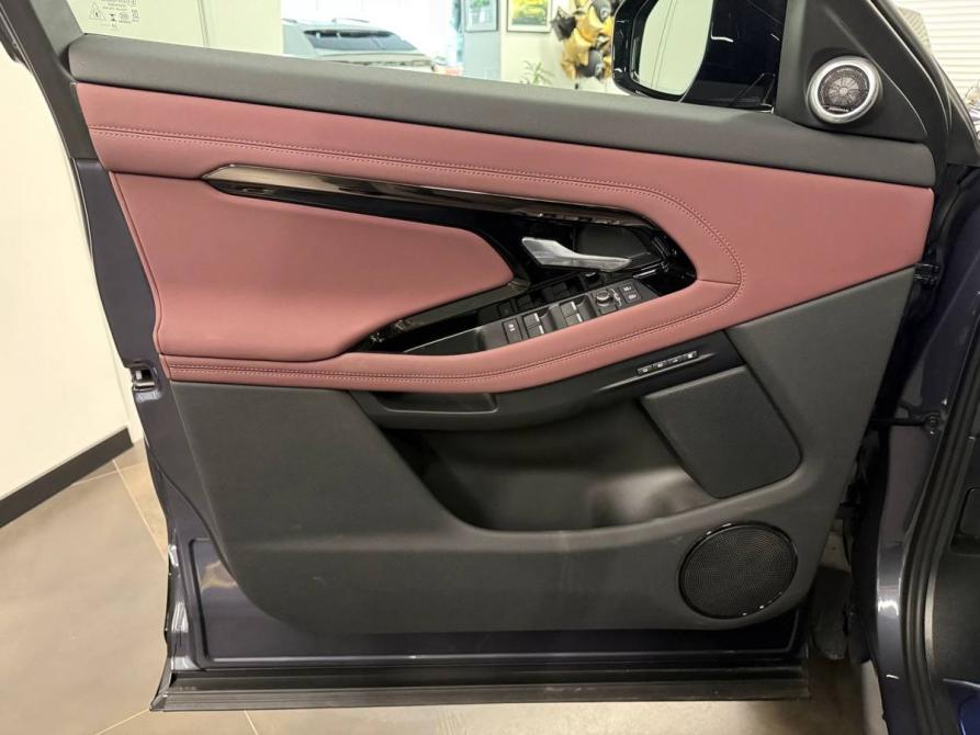 Land Rover Range Rover Evoque II Рестайлинг Москва  - изображение 23