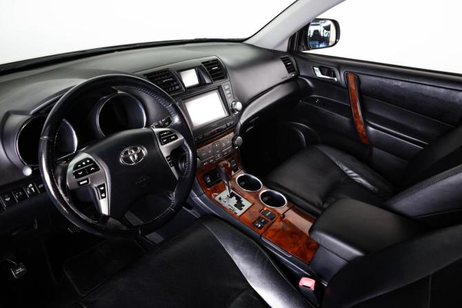 Toyota Highlander II (XU40) Рестайлинг с пробегом 2010 года, цена 1 949 000 рублей, 163181 км, внедорожник, Автокод Объявления