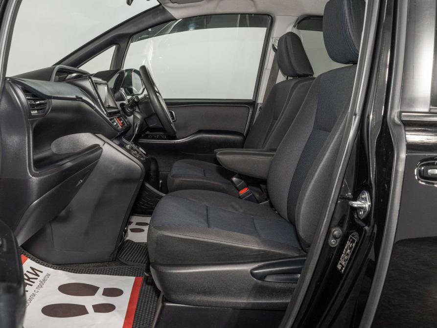 Toyota Noah III (R80) Рестайлинг Иркутск  - изображение 6