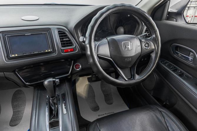 Honda Vezel I с пробегом 2014 года, цена 1 669 000 рублей, 155000 км, внедорожник, Автокод Объявления