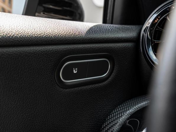 Mercedes-Benz A-Класс IV (W177) с пробегом 2019 года, цена 2 190 000 рублей, 98458 км, седан, Автокод Объявления