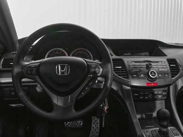 Honda Accord VIII Рестайлинг с пробегом 2011 года, цена 1 400 000 рублей, 200699 км, седан, Автокод Объявления