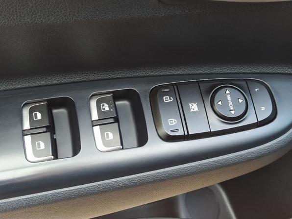 Kia Rio IV с пробегом 2020 года, цена 1 570 000 рублей, 81306 км, хэтчбек, Автокод Объявления