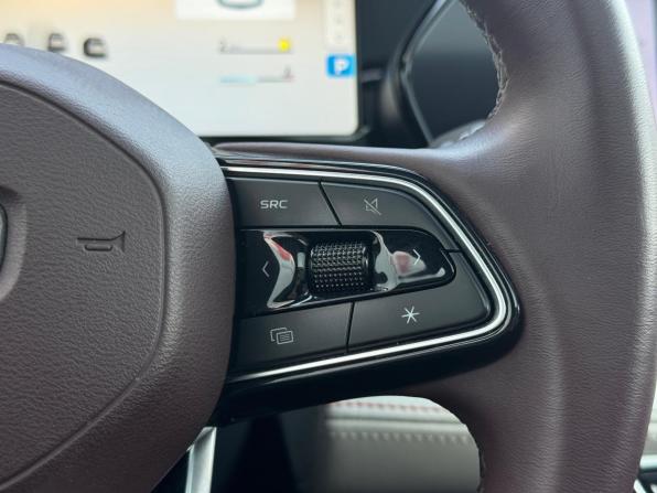 Geely Monjaro I с пробегом 2023 года, цена 3 300 000 рублей, 54024 км, внедорожник, Автокод Объявления