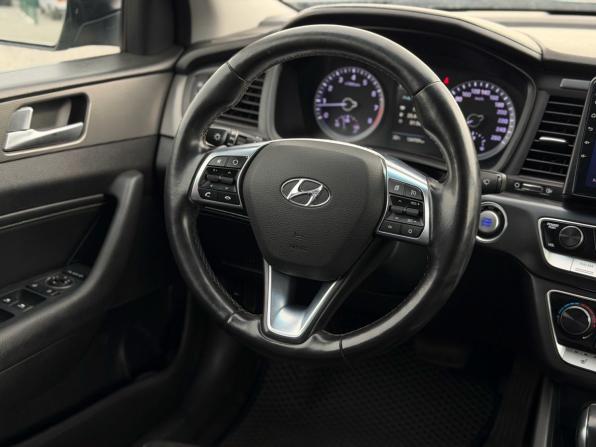 Hyundai Sonata VII (LF) Рестайлинг с пробегом 2017 года, цена 1 790 000 рублей, 125000 км, седан, Автокод Объявления