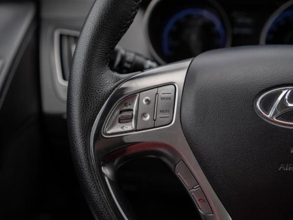 Hyundai ix35 I с пробегом 2011 года, цена 1 399 000 рублей, 165236 км, внедорожник, Автокод Объявления