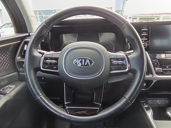 Kia Sorento IV с пробегом 2021 года, цена 3 395 000 рублей, 73500 км, внедорожник, Автокод Объявления
