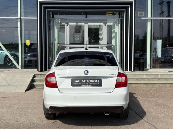 Skoda Rapid I с пробегом 2017 года, цена 1 200 000 рублей, 120779 км, лифтбек, Автокод Объявления