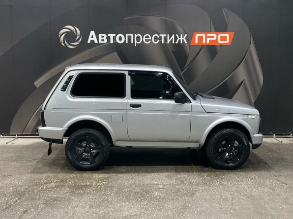 Lada (ВАЗ) Niva Legend I с пробегом 2025 года, цена 997 000 рублей, 5896 км, внедорожник, Автокод Объявления