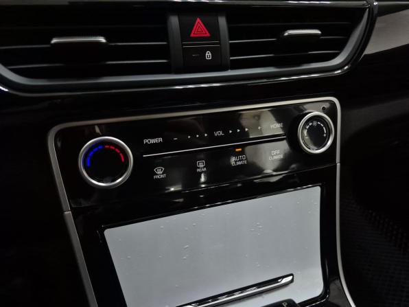 Kia Seltos I Рестайлинг с пробегом 2025 года, цена 2 790 000 рублей, 372 км, внедорожник, Автокод Объявления
