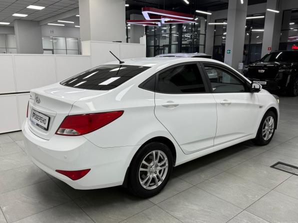 Hyundai Solaris I Рестайлинг с пробегом 2016 года, цена 1 030 000 рублей, 136110 км, седан, Автокод Объявления
