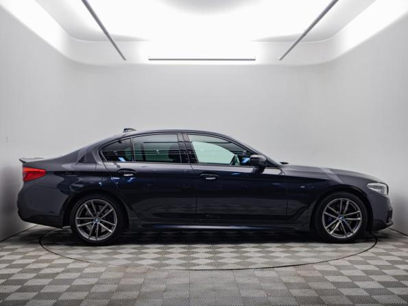 BMW 5 серии VII (G30/G31/G38) с пробегом 2018 года, цена 3 407 000 рублей, 92224 км, седан, Автокод Объявления