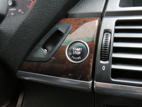 BMW X5 II (E70) Рестайлинг с пробегом 2010 года, цена 1 487 000 рублей, 276878 км, внедорожник, Автокод Объявления