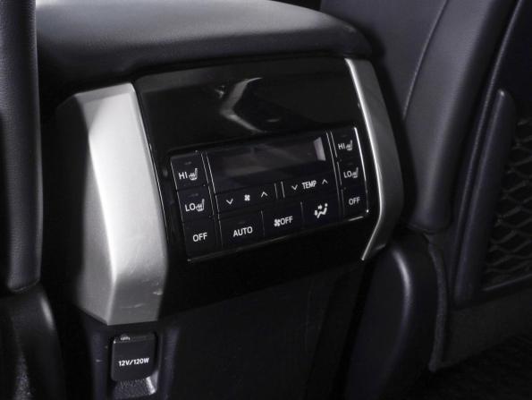 Toyota Land Cruiser Prado 150 Series Рестайлинг 3 с пробегом 2020 года, цена 5 690 000 рублей, 56475 км, внедорожник, Автокод Объявления