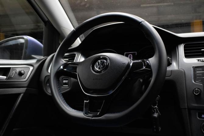 Volkswagen Golf VII с пробегом 2013 года, цена 769 000 рублей, 226744 км, хэтчбек, Автокод Объявления