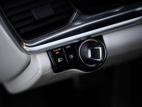 Porsche Panamera II с пробегом 2016 года, цена 5 989 000 рублей, 99872 км, лифтбек, Автокод Объявления