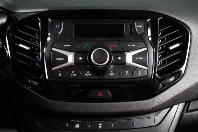 Lada (ВАЗ) Vesta I с пробегом 2018 года, цена 849 000 рублей, 128000 км, седан, Автокод Объявления