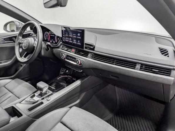 Audi A5 II (F5) Рестайлинг с пробегом 2022 года, цена 5 300 000 рублей, 12121 км, лифтбек, Автокод Объявления