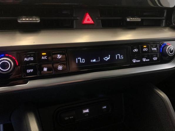 Kia Sportage V с пробегом 2024 года, цена 3 900 000 рублей, 17132 км, внедорожник, Автокод Объявления