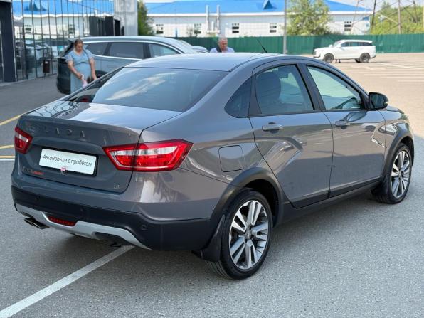 Lada (ВАЗ) Vesta I с пробегом 2018 года, цена 958 000 рублей, 90656 км, седан, Автокод Объявления