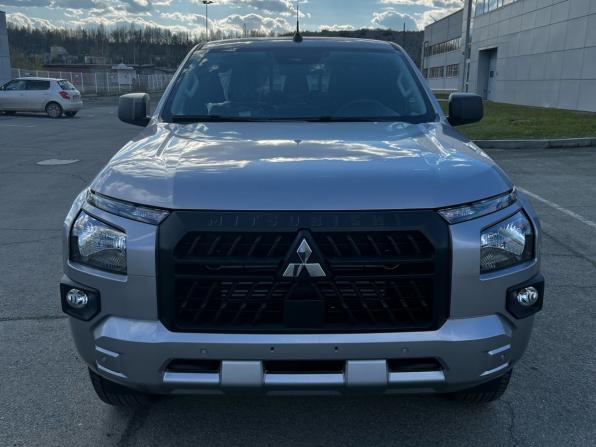 Mitsubishi L200 VI с пробегом 2025 года, цена 5 350 000 рублей, 290 км, пикап, Автокод Объявления