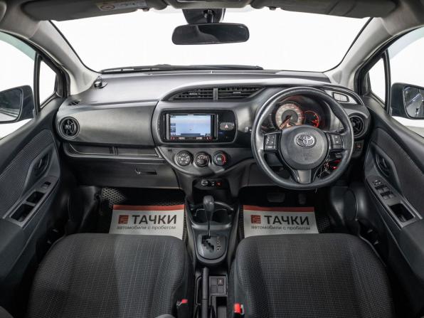 Toyota Vitz III (XP130) Рестайлинг 2 с пробегом 2017 года, цена 870 500 рублей, 164000 км, хэтчбек, Автокод Объявления