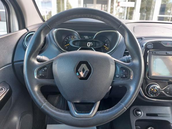 Renault Kaptur I с пробегом 2016 года, цена 1 560 000 рублей, 134745 км, внедорожник, Автокод Объявления