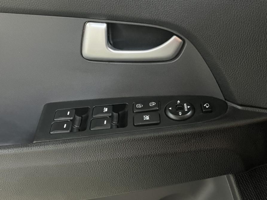 Kia Sportage III Рестайлинг Курск  - изображение 16