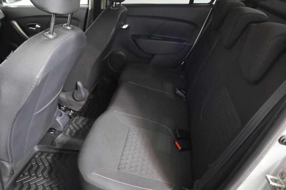 Renault Logan II Санкт-Петербург  - изображение 13