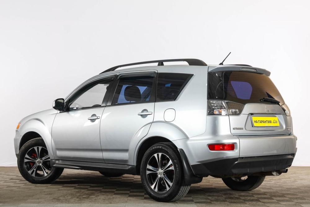 Mitsubishi Outlander II Рестайлинг Тюмень  - изображение 5