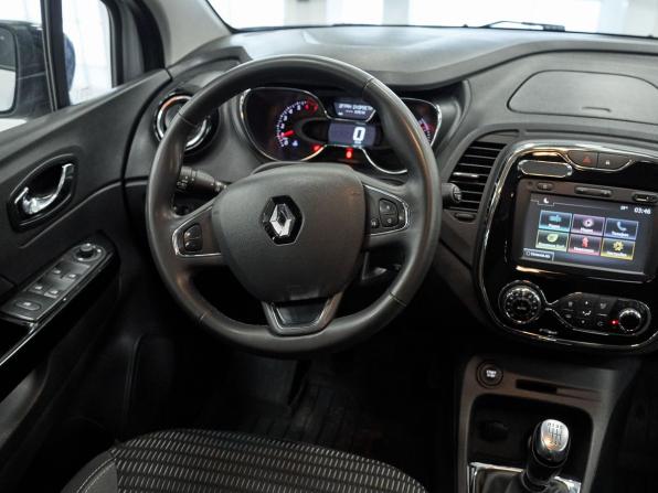 Renault Kaptur I с пробегом 2018 года, цена 1 530 000 рублей, 88424 км, внедорожник, Автокод Объявления