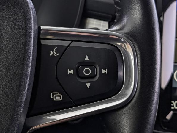 Volvo XC40 I с пробегом 2018 года, цена 2 445 000 рублей, 176314 км, внедорожник, Автокод Объявления