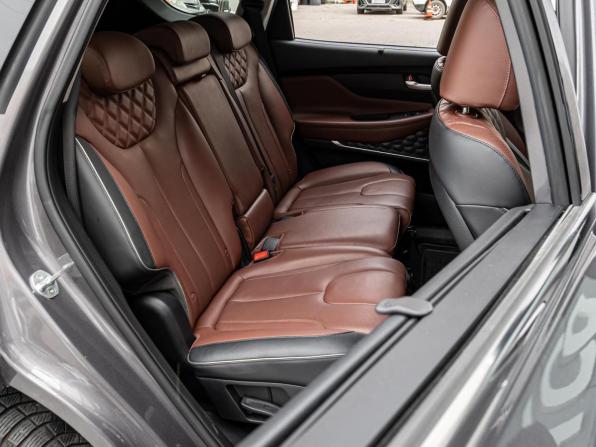 Hyundai Santa Fe IV Рестайлинг с пробегом 2021 года, цена 3 590 000 рублей, 95509 км, внедорожник, Автокод Объявления