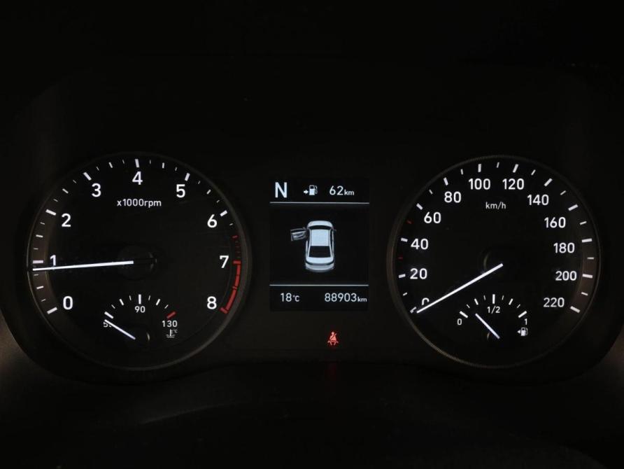 Hyundai Solaris II Ростов-на-Дону  - изображение 19
