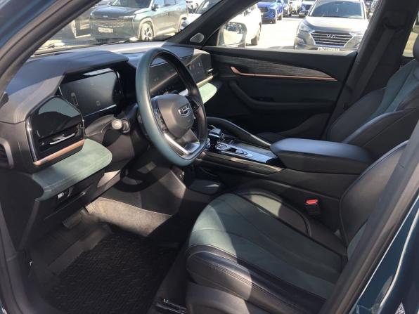 Geely Monjaro I с пробегом 2023 года, цена 2 836 000 рублей, 54688 км, внедорожник, Автокод Объявления