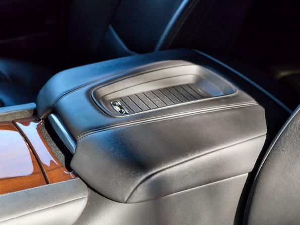 Cadillac Escalade IV с пробегом 2019 года, цена 5 350 000 рублей, 95850 км, внедорожник, Автокод Объявления