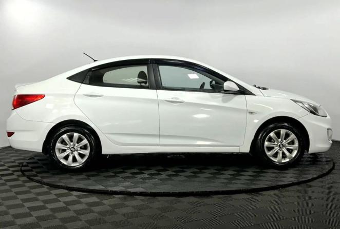 Hyundai Solaris I с пробегом 2013 года, цена 715 000 рублей, 202067 км, седан, Автокод Объявления